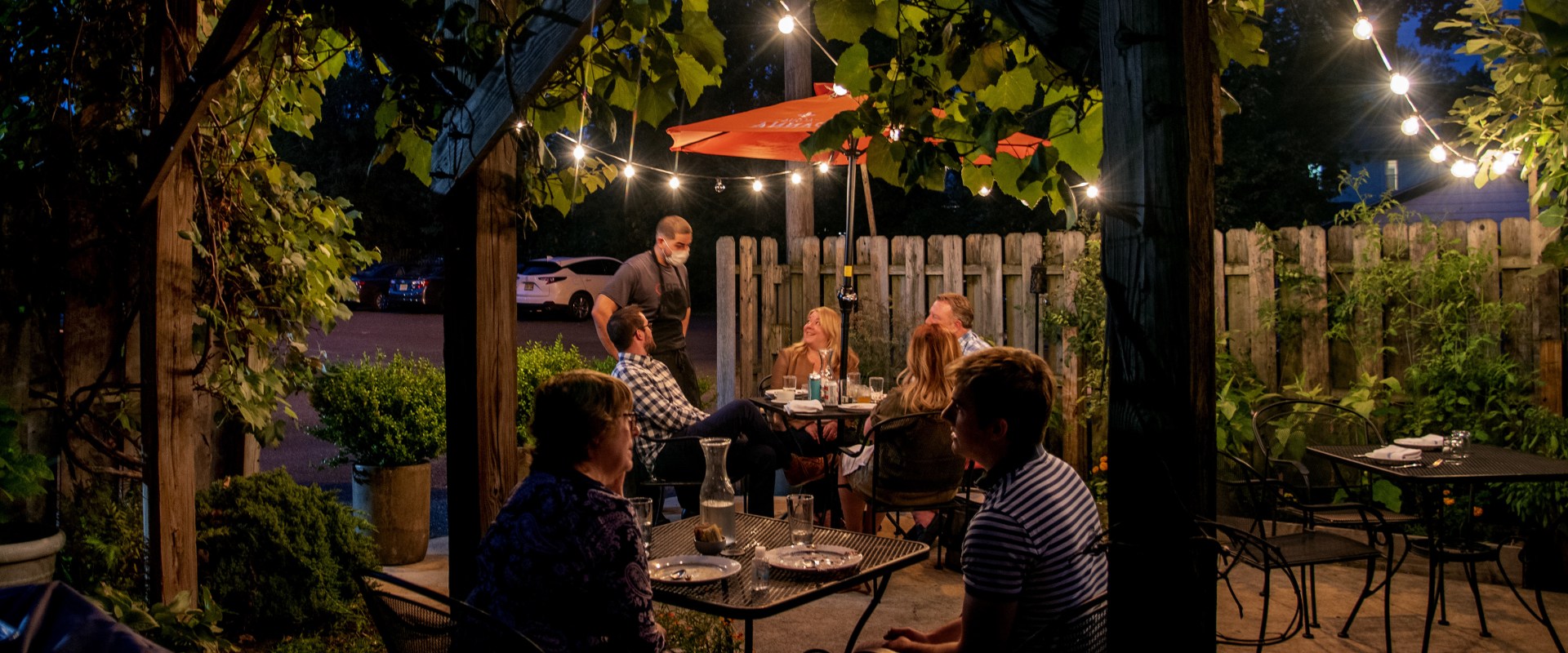 The Best Outdoor Dining Experiences in Philadelphia, Pennsylvania